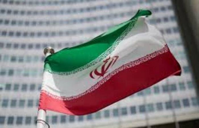 إيران ترفض وقف إطلاق النار المؤقت وتطالب بإنهاء الحرب نهائيا