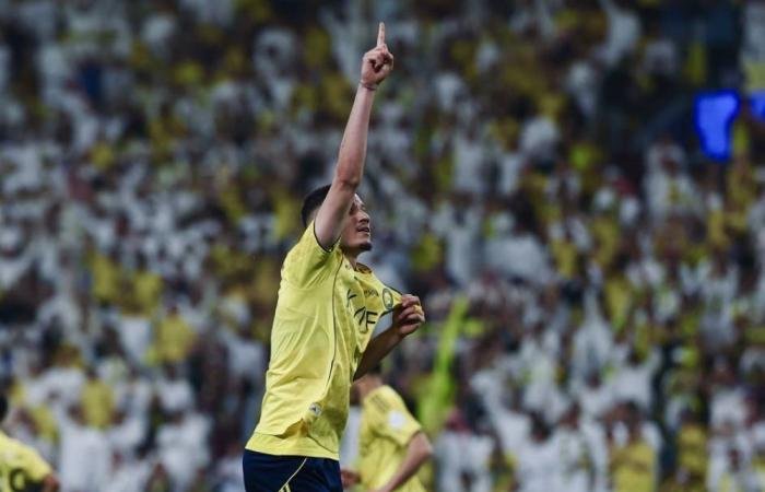 النصر ينتظر فحوص الثنائي