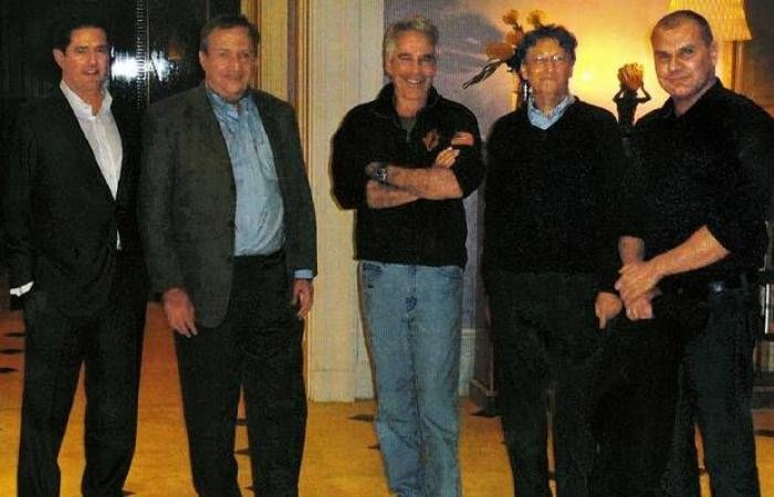 بيل جيتس يمثل أمام مجلس النواب الأمريكي لمناقشة علاقته بإبستين