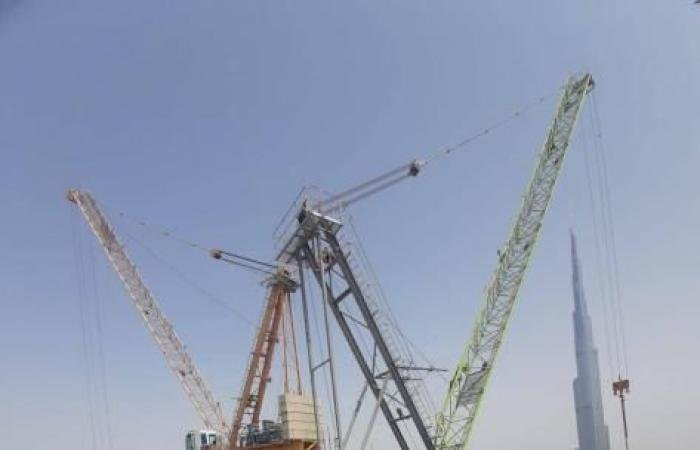 «عمران جروب»: الروافع البرجية في الإمارات تعكس زخماً عمرانياً عالمياً