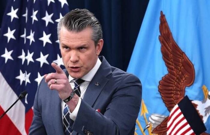 وزير الدفاع الأمريكي: دمرنا القاعدة الصناعية الدفاعية لإيران بالكامل