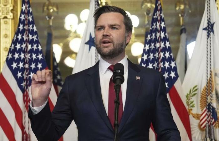 نائب الرئيس الأميركي: الإيرانيون ظنوا أن اتفاق وقف النار يشمل لبنان | عيون الجزيرة