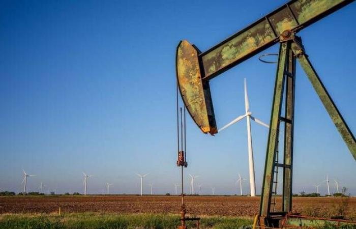 أسعار النفط الأمريكي تتجاوز 100 دولار مجددًا رغم الهدنة