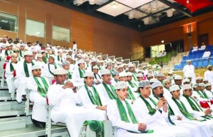 أخبار سلطنة عمان | تعليمية ظفار تكرم الطلبة المجيدين في مسابقة القرآن الكريم | عيون الجزيرة الاخبارية عمان