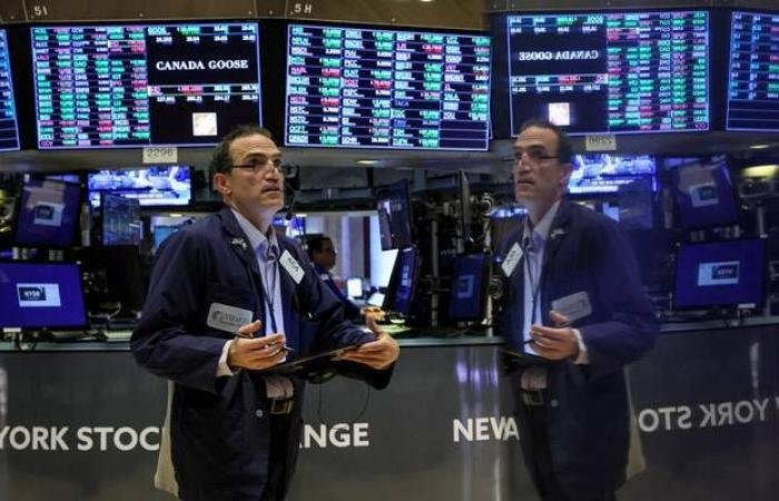 صعود الأسهم الأمريكية بدعم آمال السلام وتراجع أسعار النفط