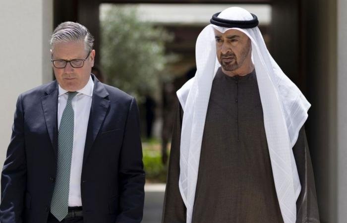 بن زايد وستارمر يبحثان تأثير الحرب على الملاحة الدولية وإمدادات الطاقة | عيون الجزيرة