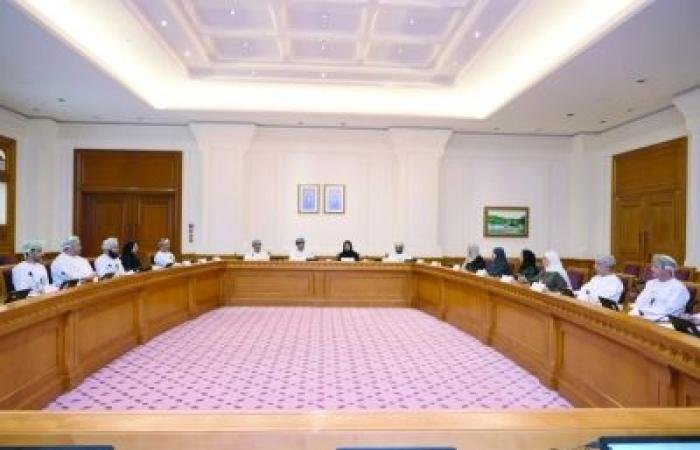 أخبار سلطنة عمان | مجلس الدولة يناقش "دور المستنبطات النباتية في دعم الاقتصاد وحوكمة البحث العلمي" | عيون الجزيرة الاخبارية عمان