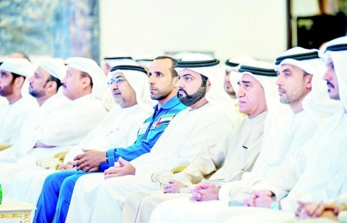 الامارات الان | محمد بن حمد: الاستثمار التقني يبني اقتصاداً تنافسياً | عيون الجزيرة الامارات