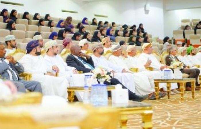 أخبار سلطنة عمان | افتتاح النسخة الأولى من "ملتقى نزاهة" الطلابي بجامعة البريمي | عيون الجزيرة الاخبارية عمان
