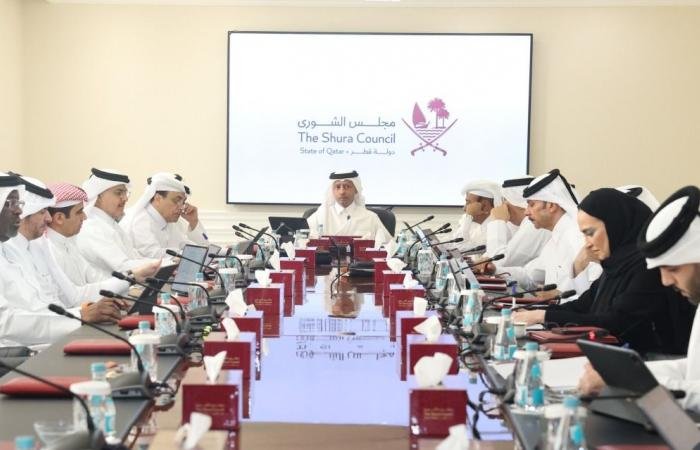 أخبار قطر | لجنة الشؤون الداخلية والخارجية بالشورى تناقش "قانون المرور" | عيون الجزيرة قطر