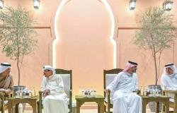 الامارات الان | حاكم عجمان وولي عهده يتقبلان التهاني بشهر رمضان من الشيوخ والغرير والمواطنين | عيون الجزيرة الامارات