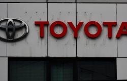تغيير طراز يهبط بإنتاج «تويوتا» للشهر الرابع على التوالي