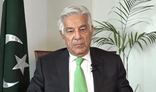 وزير الدفاع الباكستاني: ندعم إيران بكل ما أوتينا من قوة | عيون الجزيرة