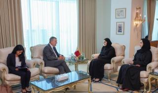 أخبار قطر |  وزير الدولة للتعاون الدولي تجتمع مع المفوض العام لـ"الأونروا" | عيون الجزيرة قطر