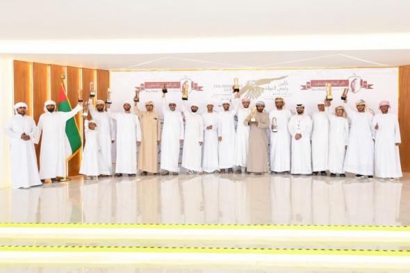 الرياضة الان | زايد بن حمد يتوج الفائزين في ختام كأس رئيس الدولة للصيد بالصقور | عيون الجزيرة الرياضي